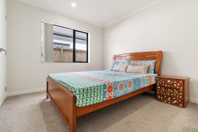 Photo of property in 18 Softwood Avenue, Takanini, 2110