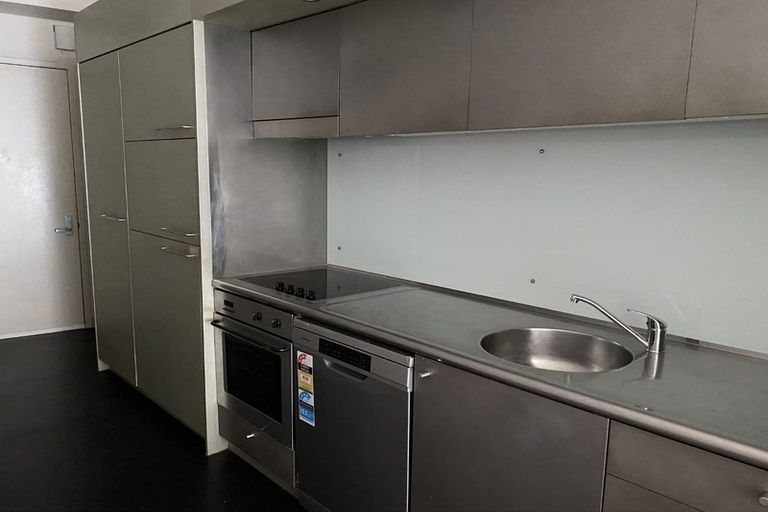 Photo of property in Gerondis Bldg Apartments, 310/60 Willis Street, Wellington Central, Wellington, 6011