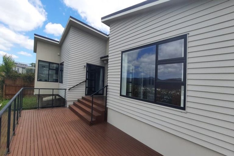 Photo of property in 29 Riverstone Drive, Riverstone Terraces, Upper Hutt, 5018