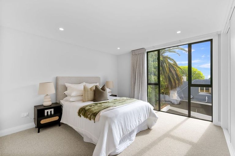 Photo of property in 66 Hackthorne Road, Cashmere, Christchurch, 8022