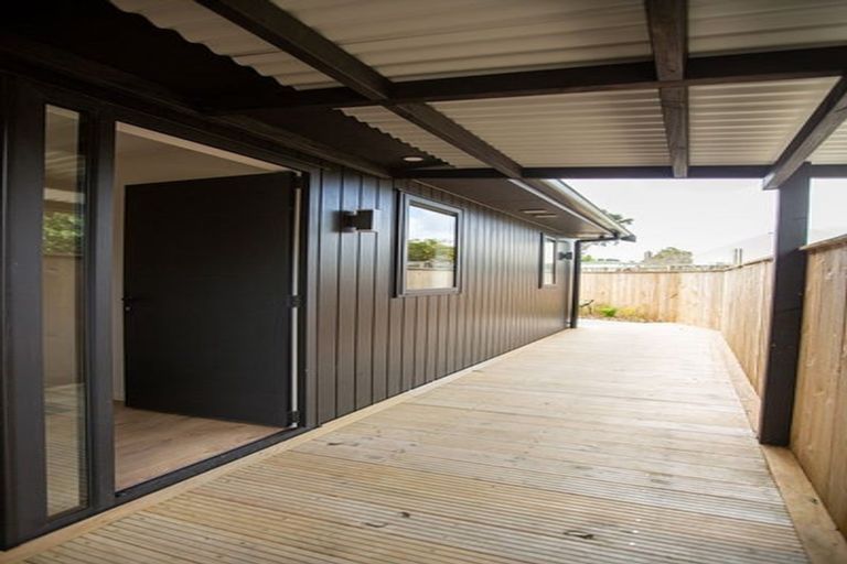 Photo of property in 16b Russell Drive, Oakura, 4314