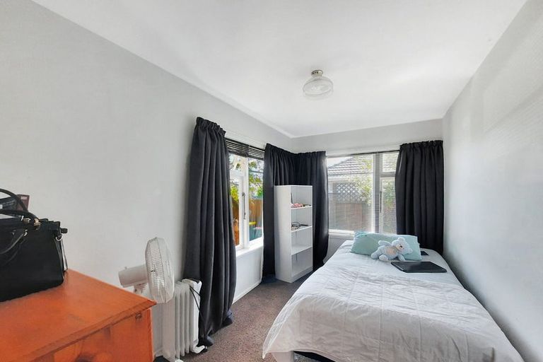 Photo of property in 1/40 Hounslow Street, Ilam, Christchurch, 8041