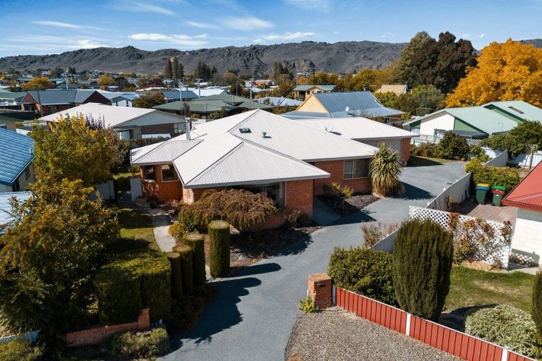 Photo of property in 10 Mayfair Grove, Alexandra, 9320