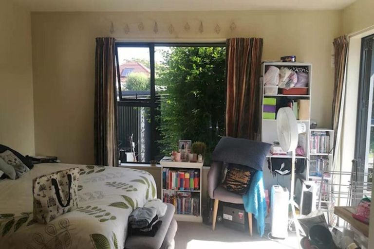 Photo of property in 57 Staveley Street, Avonhead, Christchurch, 8042