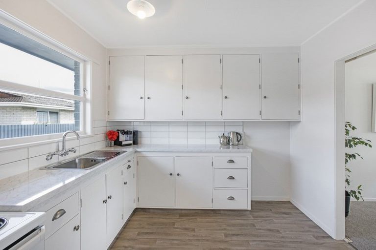 Photo of property in 2/507 Burnett Street, Mahora, Hastings, 4120