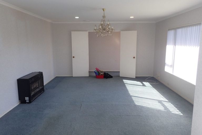 Photo of property in 35 Western Heights Drive, Western Heights, Hamilton, 3200
