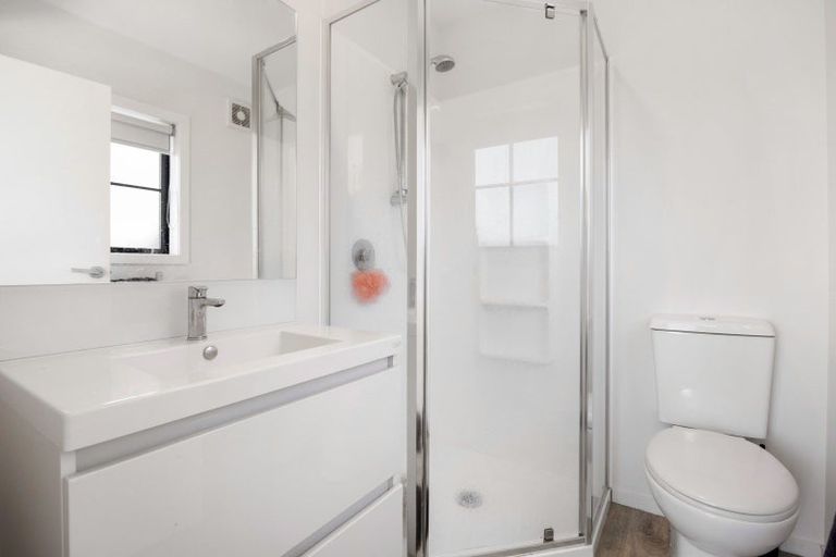 Photo of property in 1/135 Silverdale Road, Hillcrest, Hamilton, 3216