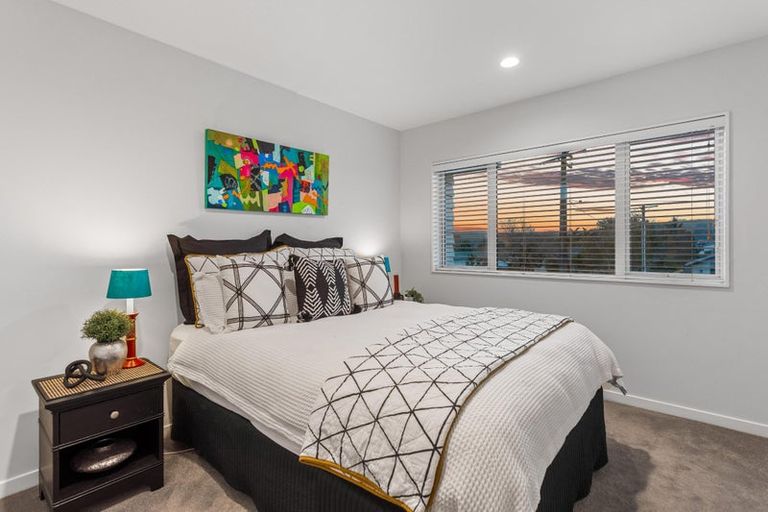 Photo of property in 64 Kaipara Portage Road, Riverhead, 0820