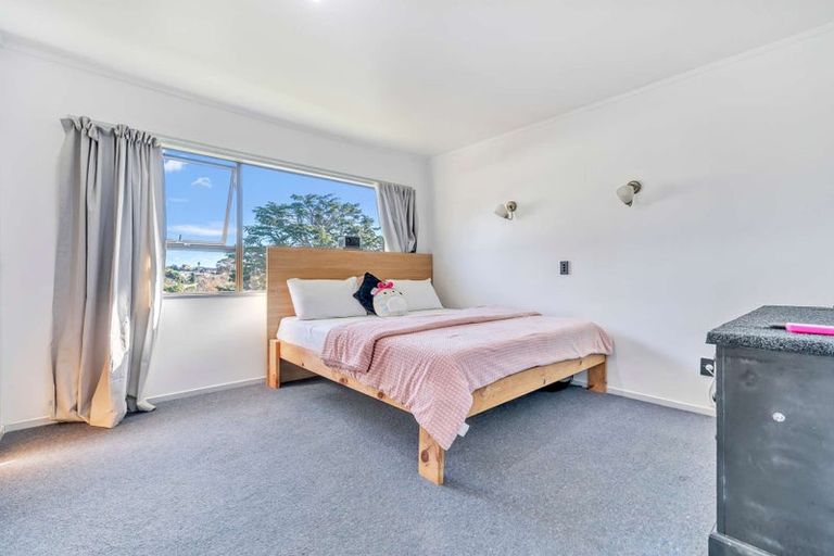 Photo of property in 11 Dunton Drive, Welcome Bay, Tauranga, 3112