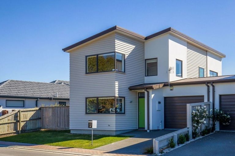 Photo of property in 12 Torbeg Lane, Broomfield, Christchurch, 8042