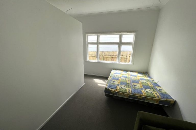 Photo of property in 1/7 Te Wharepouri Street, Berhampore, Wellington, 6023