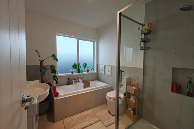 Photo of property in 7 Kingfisher Road, Silverdale, 0932
