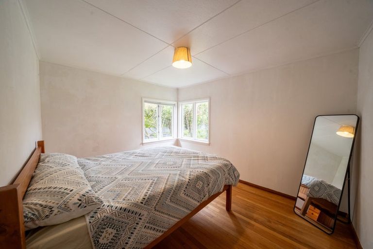 Photo of property in 83 Brandon Street, Featherston, 5710