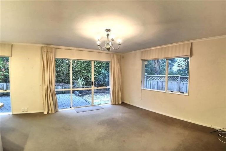Photo of property in 9 Crestview Place, Browns Bay, Auckland, 0630