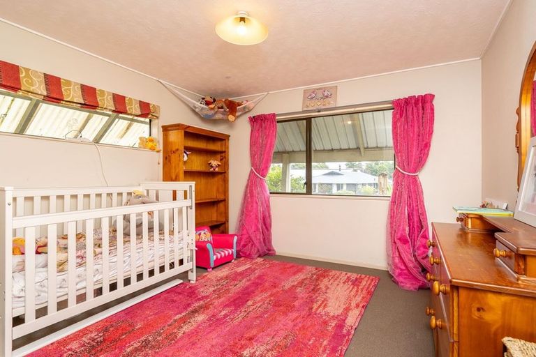 Photo of property in 46 Kinmont Crescent, Kinmont Park, Mosgiel, 9024