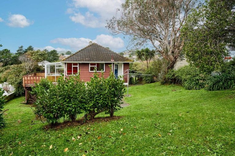 Photo of property in 23 Maher Place, Ranui, Porirua, 5024