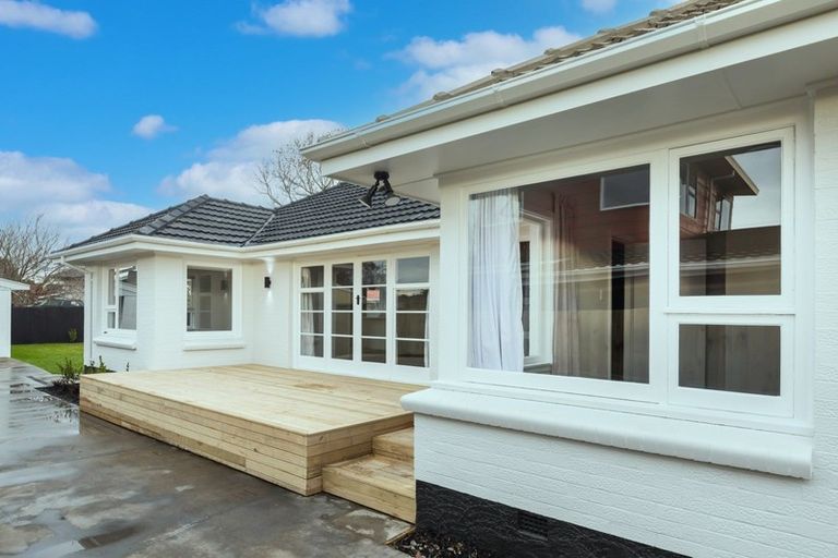 Photo of property in 94 Avondale Road, Avondale, Christchurch, 8061