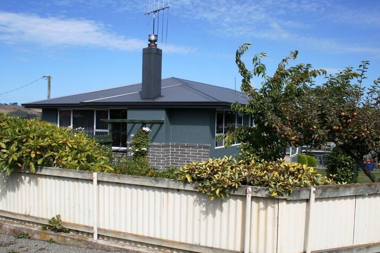 Photo of property in 15 Holmes Street, Holmes Hill, Oamaru, 9401