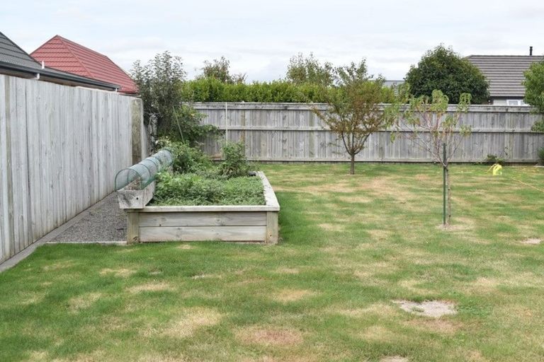 Photo of property in 57 Armstrong Avenue, Carterton, 5713