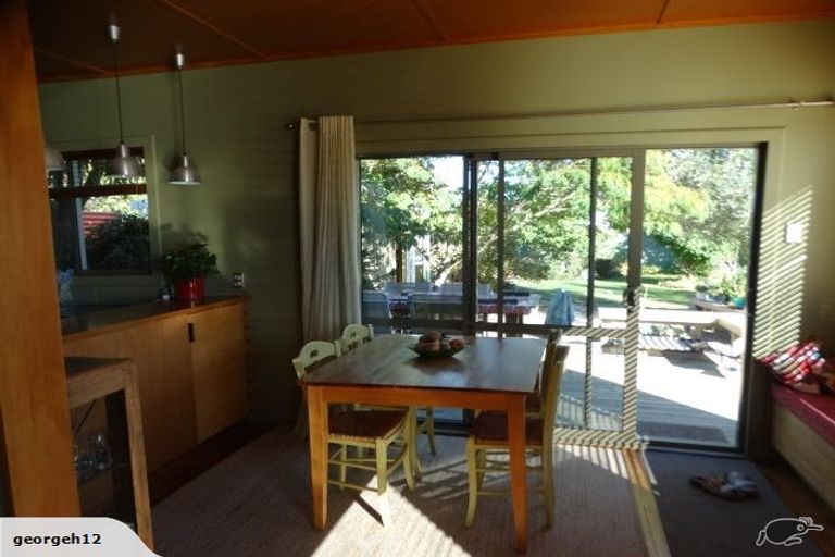 Photo of property in 172 Keyes Road, New Brighton, Christchurch, 8083