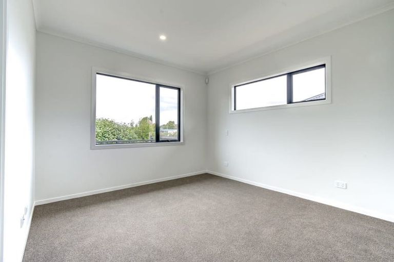 Photo of property in 2/49 Hinton Avenue, Forest Lake, Hamilton, 3200