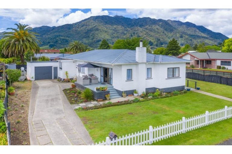 Photo of property in 86 Stanley Avenue, Te Aroha, 3320