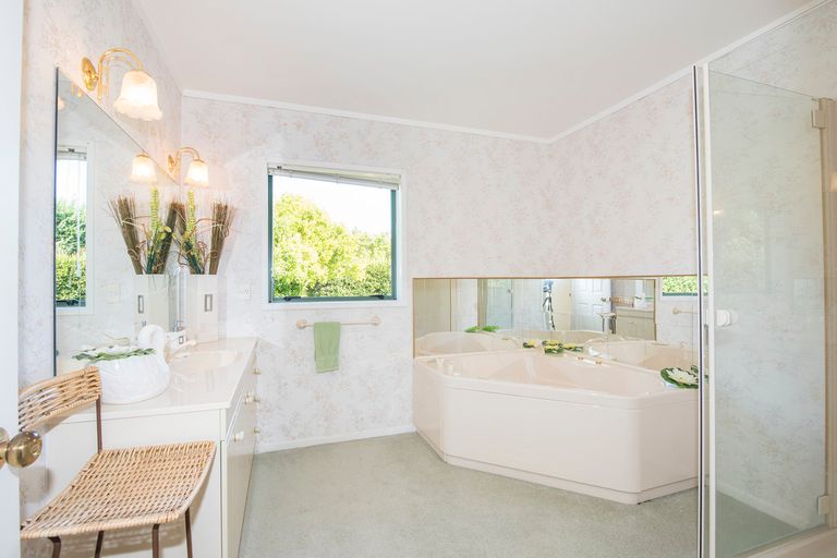 Photo of property in 305 Seagrove Road, Waiau Pa, Pukekohe, 2679