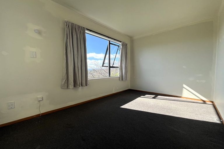 Photo of property in 8 Fillbridge Way, Karori, Wellington, 6012