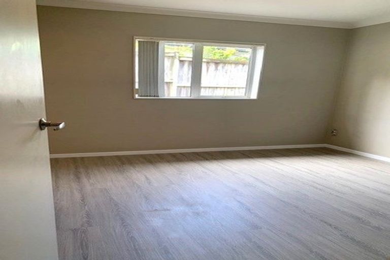 Photo of property in 22 Stamford Crescent, Flat Bush, Auckland, 2019