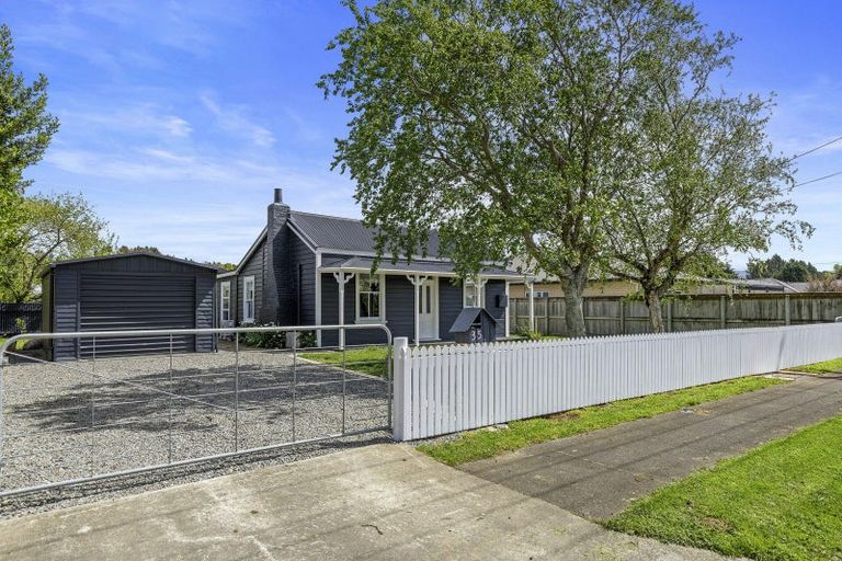 Photo of property in 35 Frederick Street, Carterton, 5713