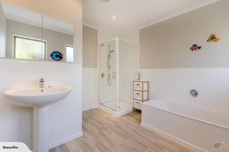 Photo of property in 67 Belvedere Avenue, Waikanae, 5036