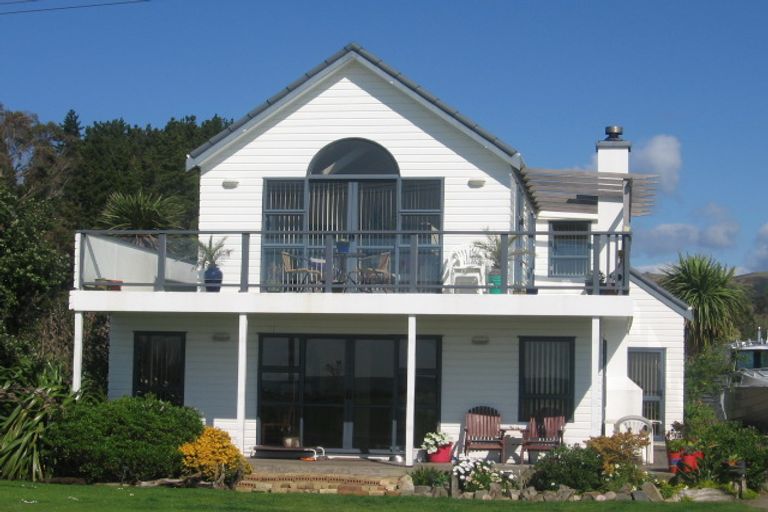 Photo of property in 5 Bluff Road, Kuaotunu West, Whitianga, 3592