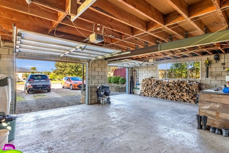 Photo of property in 12 Banks Street, Tolaga Bay, 4077