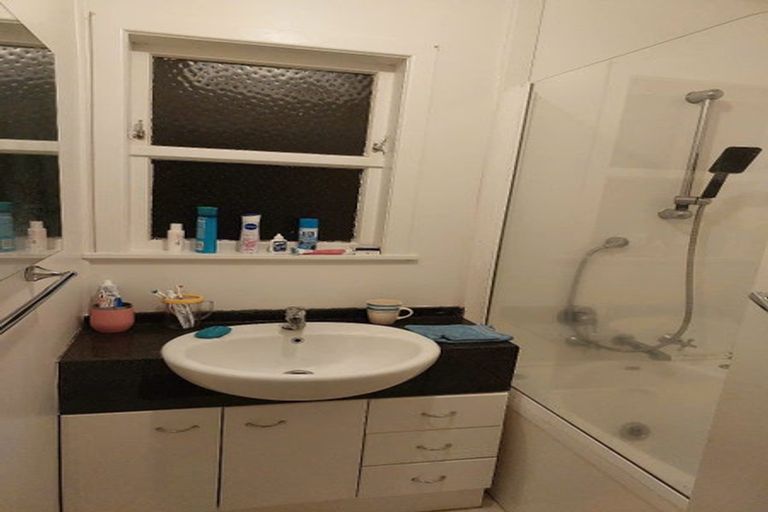 Photo of property in 23 Greenmeadows Avenue, Manurewa East, Auckland, 2102