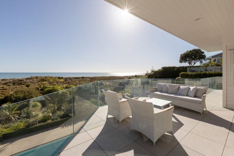 Photo of property in 233c Oceanbeach Road, Mount Maunganui, 3116