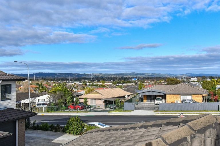 Photo of property in 112 Alfriston Road, Manurewa, Auckland, 2105
