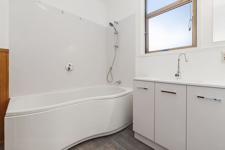 Photo of property in 5 Wharepaina Crescent, Springfield, Rotorua, 3015