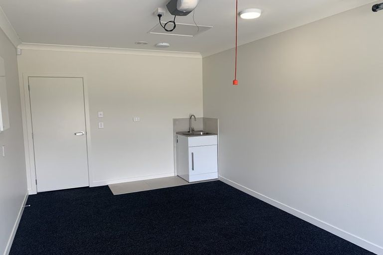 Photo of property in 20 Rauriki Lane, Rosehill, Papakura, 2113