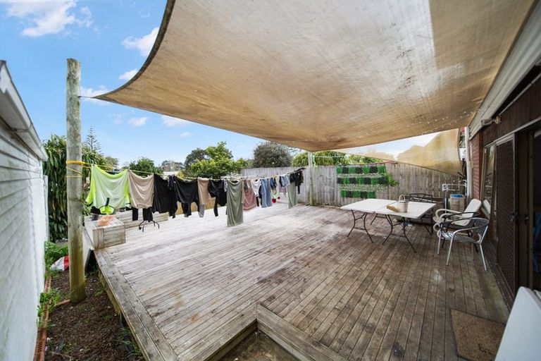 Photo of property in 12 Ronald Place, Manurewa, Auckland, 2102