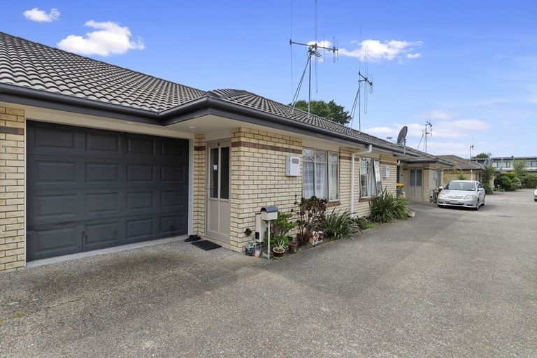 Photo of property in 2/201 Massey Street, Frankton, Hamilton, 3204