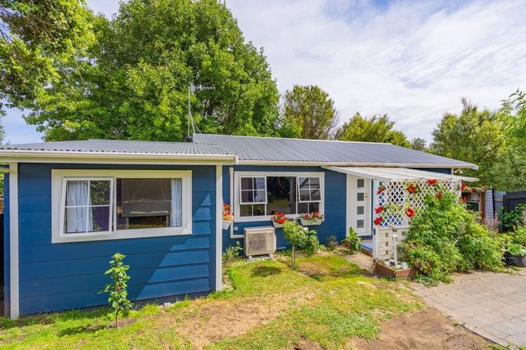 Photo of property in 19 Aorangi Road, Paraparaumu, 5032