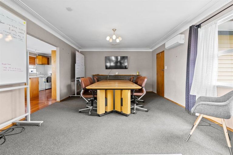 Photo of property in 433 Great South Road, Opaheke, Papakura, 2113