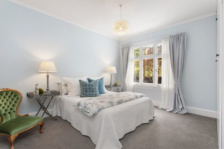 Photo of property in 68 Corson Avenue, Beckenham, Christchurch, 8023