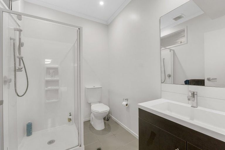 Photo of property in 12a Sycamore Grove, Lower Vogeltown, New Plymouth, 4310