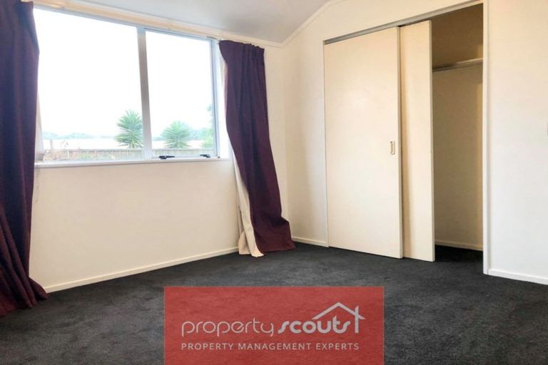 Photo of property in 9 Fantome Place, Whalers Gate, New Plymouth, 4310