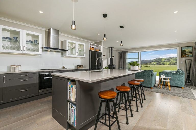 Photo of property in 12 Awatiro Drive, Kaukapakapa, 0871