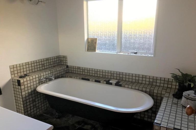 Photo of property in 47 Wairau Road, Oakura, 4314