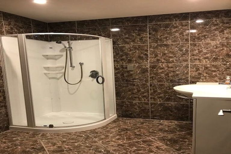 Photo of property in 20 Thane Road, Roseneath, Wellington, 6011