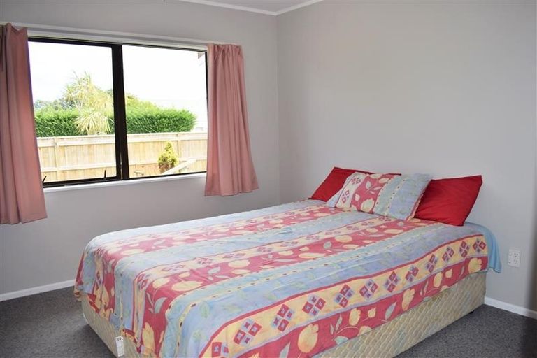 Photo of property in 15a Te Manuao Road, Otaki, 5512