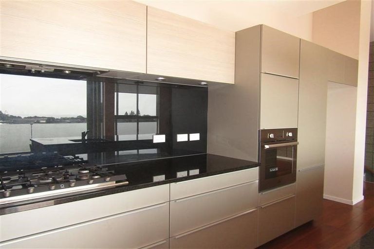 Photo of property in Wilk Heights, 10/8 Wilk Lane, Browns Bay, Auckland, 0630